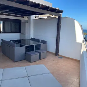  Apartamento ático Con Terraza Y Vistas En España